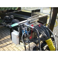 DISTRIBUTEUR HYDRAULIQUE POUR REMORQUE FORESTIERE HRW-15